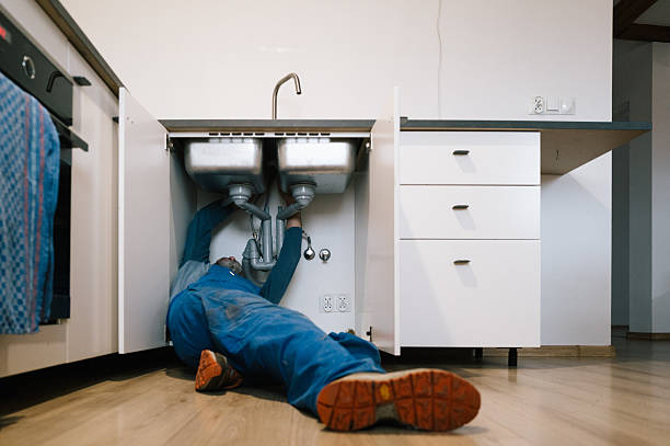 Professional Leak Detection technician working in Plymouth, CT